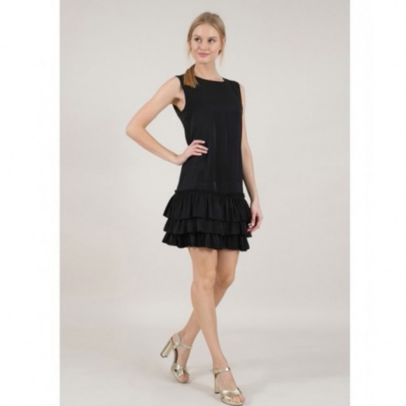 Dkny Dresses & Skirts - DKNY Black Frayed Tiered Zip back mini dress Sz 0